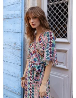 Vestido largo con estampado y lazada