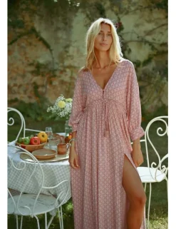 Vestido largo con estampado y lazada