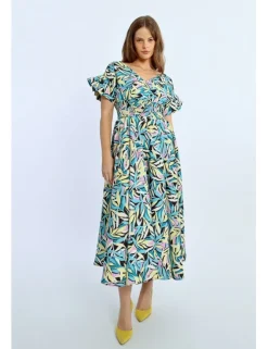 Vestido largo con pliegues y estampado floral
