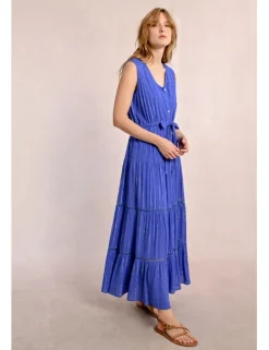 Vestido largo con volantes y estampado