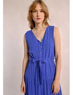 Vestido largo con volantes y estampado