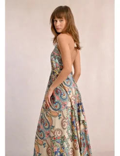 Vestido largo cuello halter con estampado