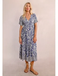 Vestido largo de manga corta con estampado