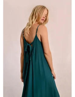 Vestido largo de tirantes y lazada