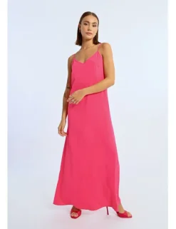 Vestido largo de tirantes finos