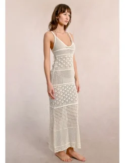 Vestido largo de tirantes en punto calado
