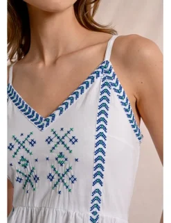 Vestido largo de tirantes con detalles bordados