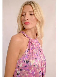 Vestido largo escote halter con estampado y volantes