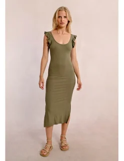 Vestido largo sin manga con volantes