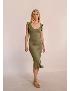 Vestido largo sin manga con volantes