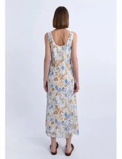 Vestido largo sin manga con estampado