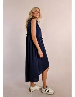 Vestido sin manga asimétrico plisado